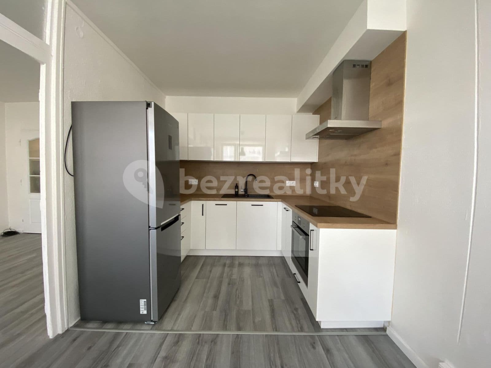 2 bedroom with open-plan kitchen flat to rent, 78 m², Mariánská, Prague, Prague 2 bedroom with open-plan kitchen flat to rent, 78 m², Mariánská, Prague, Prague
