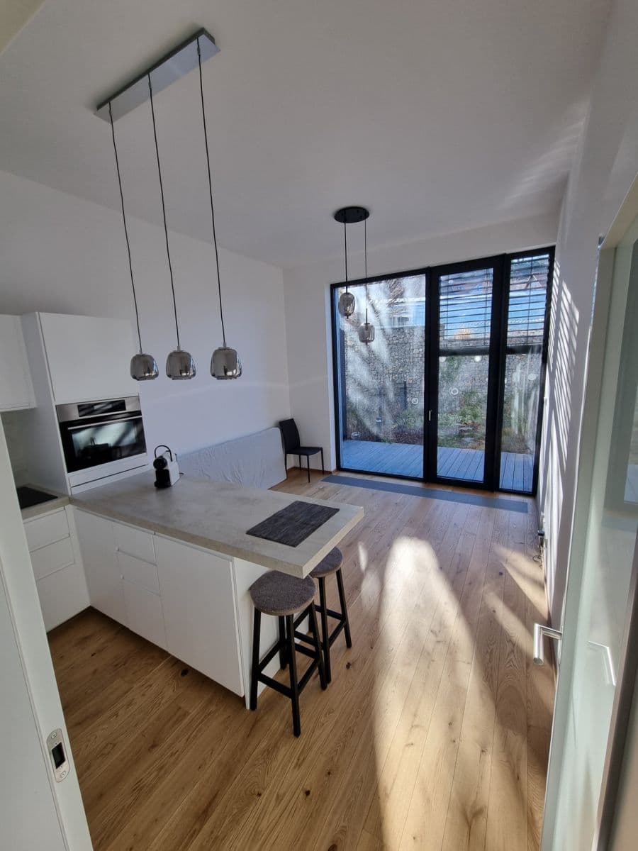 Studio flat to rent, 29 m², Na Dračkách, Prague, Prague Studio flat to rent, 29 m², Na Dračkách, Prague, Prague