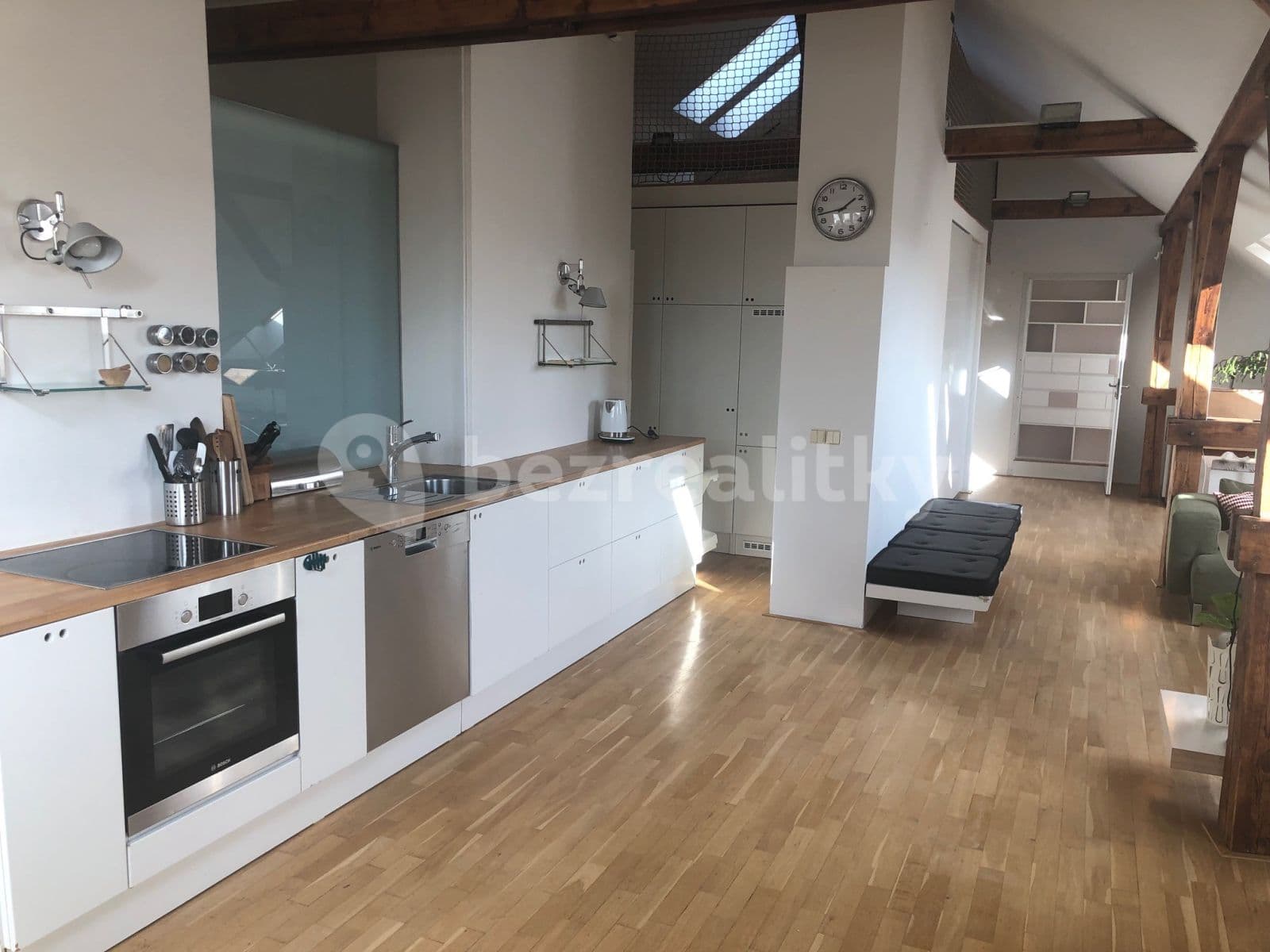 3 bedroom with open-plan kitchen flat to rent, 130 m², Čihákova, Prague, Prague 3 bedroom with open-plan kitchen flat to rent, 130 m², Čihákova, Prague, Prague