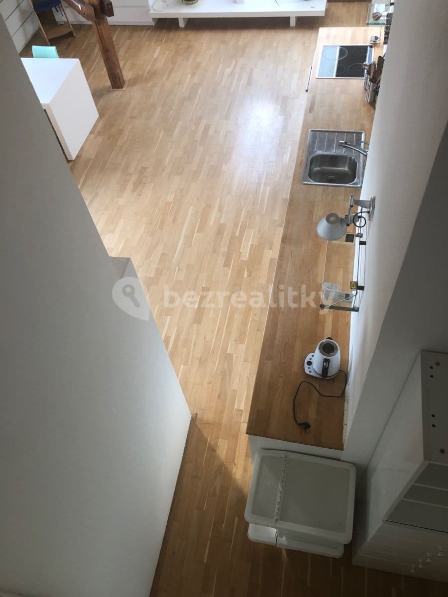 3 bedroom with open-plan kitchen flat to rent, 130 m², Čihákova, Prague, Prague 3 bedroom with open-plan kitchen flat to rent, 130 m², Čihákova, Prague, Prague