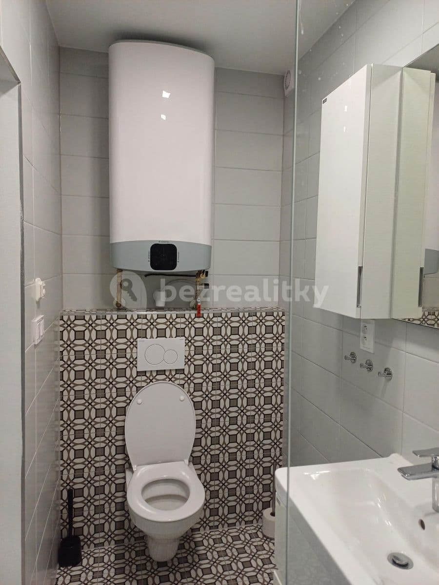 Studio flat to rent, 26 m², Gallašova, Brno, Jihomoravský Region Studio flat to rent, 26 m², Gallašova, Brno, Jihomoravský Region