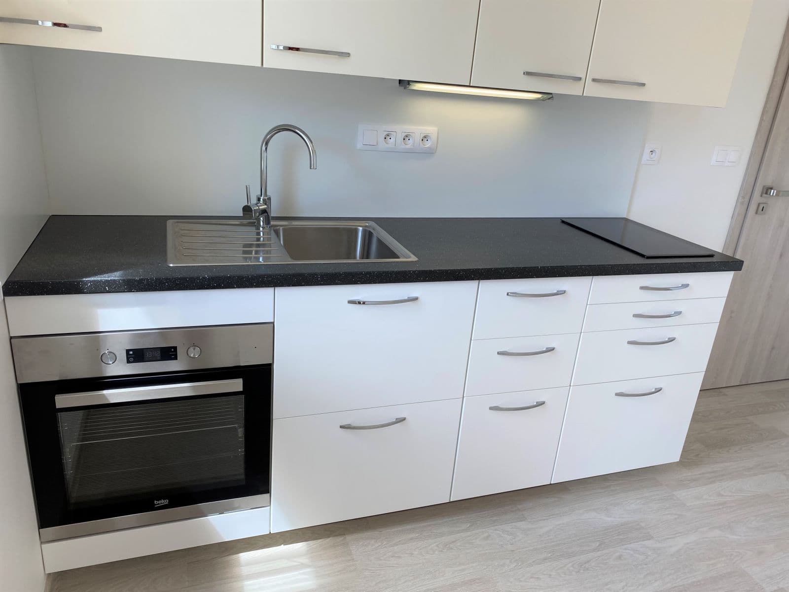 Studio flat to rent, 34 m², Žitavská, Jihlava, Vysočina Region Studio flat to rent, 34 m², Žitavská, Jihlava, Vysočina Region