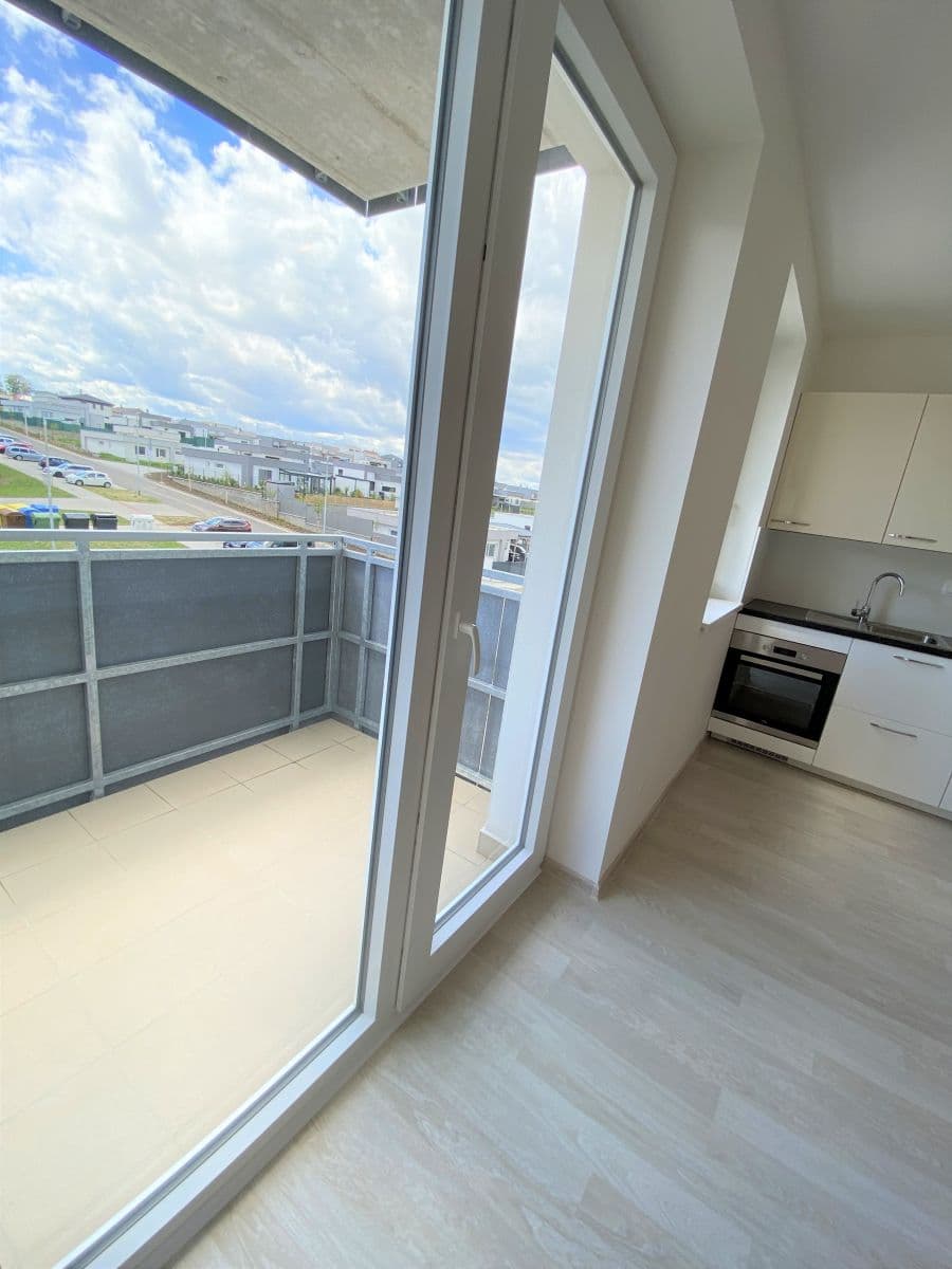 Studio flat to rent, 34 m², Žitavská, Jihlava, Vysočina Region Studio flat to rent, 34 m², Žitavská, Jihlava, Vysočina Region