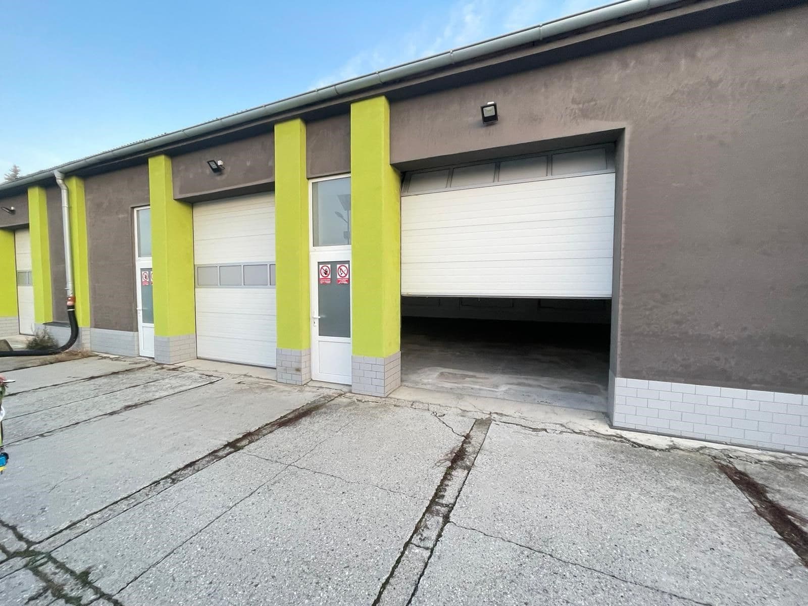 non-residential property to rent, 90 m², Samostatnost, Holešov, Zlínský Region non-residential property to rent, 90 m², Samostatnost, Holešov, Zlínský Region