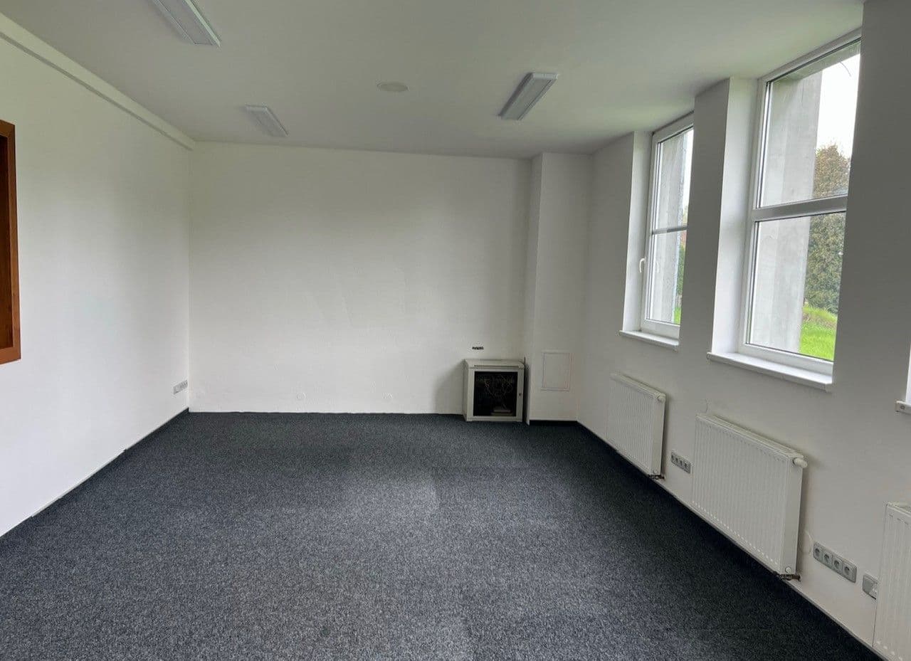 non-residential property to rent, 90 m², Samostatnost, Holešov, Zlínský Region non-residential property to rent, 90 m², Samostatnost, Holešov, Zlínský Region