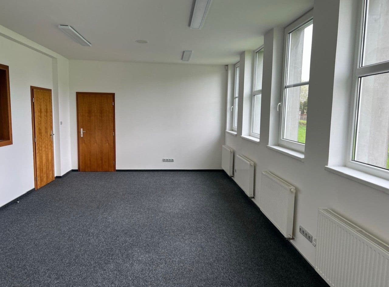 non-residential property to rent, 90 m², Samostatnost, Holešov, Zlínský Region non-residential property to rent, 90 m², Samostatnost, Holešov, Zlínský Region