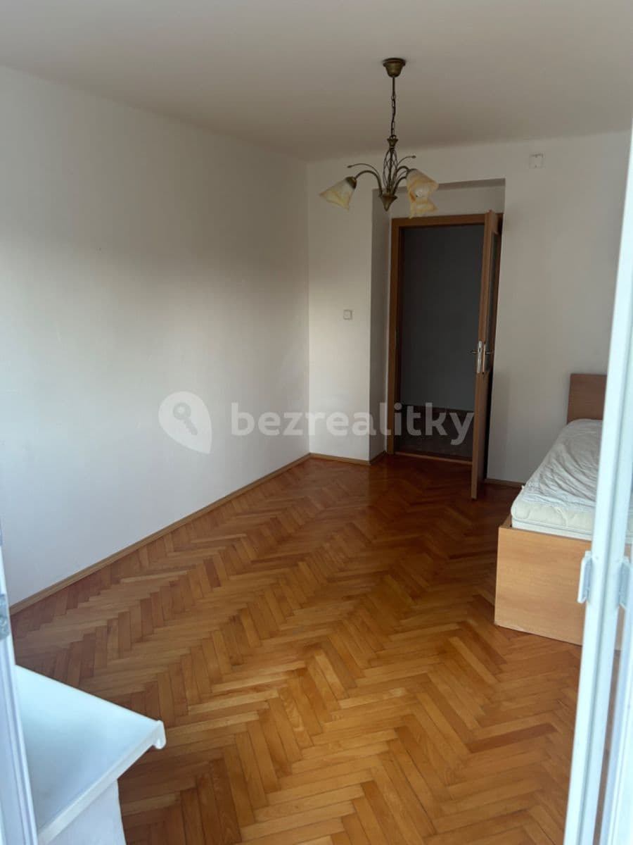 2 bedroom flat to rent, 57 m², Unhošťská, Kladno, Středočeský Region 2 bedroom flat to rent, 57 m², Unhošťská, Kladno, Středočeský Region
