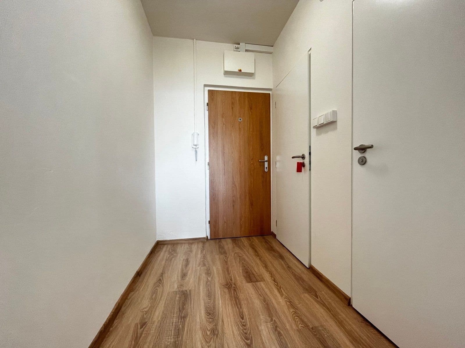 Studio flat to rent, 26 m², Masarykova třída, Orlová, Moravskoslezský Region Studio flat to rent, 26 m², Masarykova třída, Orlová, Moravskoslezský Region
