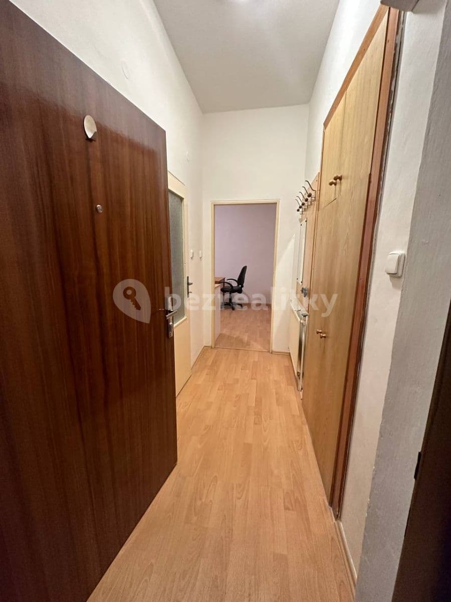 2 bedroom with open-plan kitchen flat to rent, 65 m², Mattoniho nábřeží, Karlovy Vary, Karlovarský Region 2 bedroom with open-plan kitchen flat to rent, 65 m², Mattoniho nábřeží, Karlovy Vary, Karlovarský Region