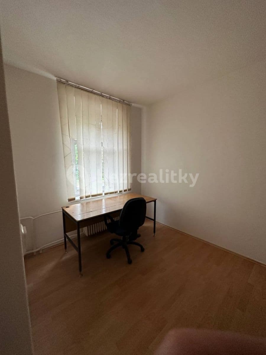 2 bedroom with open-plan kitchen flat to rent, 65 m², Mattoniho nábřeží, Karlovy Vary, Karlovarský Region 2 bedroom with open-plan kitchen flat to rent, 65 m², Mattoniho nábřeží, Karlovy Vary, Karlovarský Region