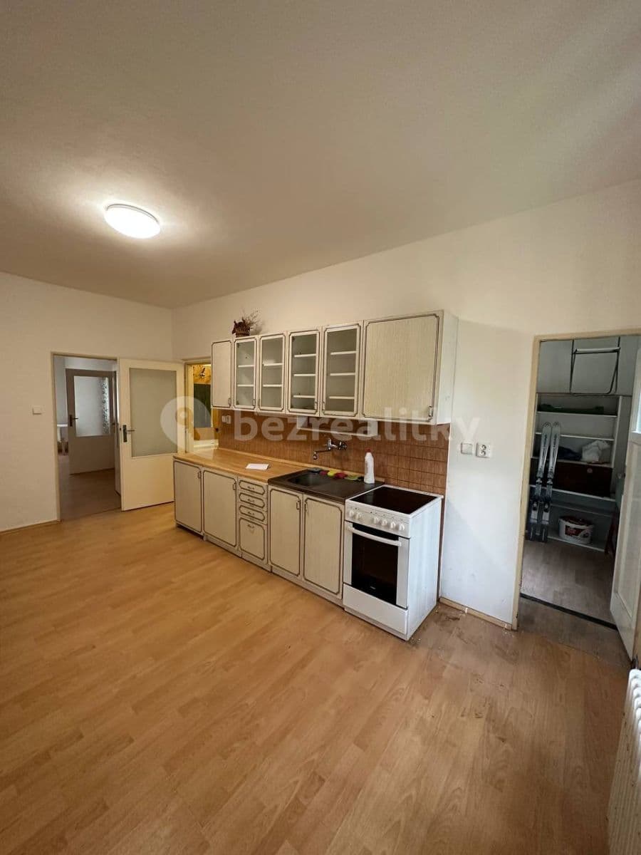 2 bedroom with open-plan kitchen flat to rent, 65 m², Mattoniho nábřeží, Karlovy Vary, Karlovarský Region 2 bedroom with open-plan kitchen flat to rent, 65 m², Mattoniho nábřeží, Karlovy Vary, Karlovarský Region
