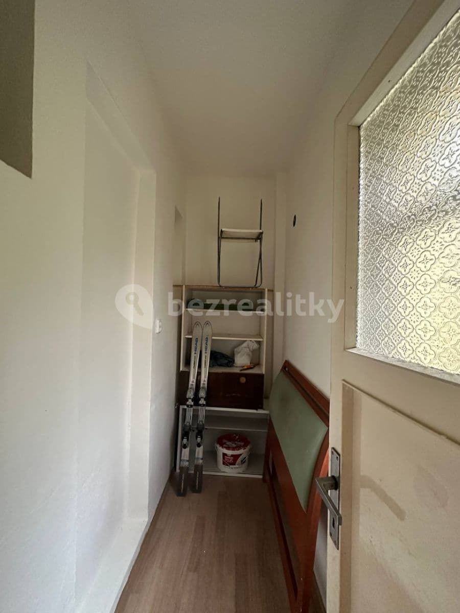 2 bedroom with open-plan kitchen flat to rent, 65 m², Mattoniho nábřeží, Karlovy Vary, Karlovarský Region 2 bedroom with open-plan kitchen flat to rent, 65 m², Mattoniho nábřeží, Karlovy Vary, Karlovarský Region