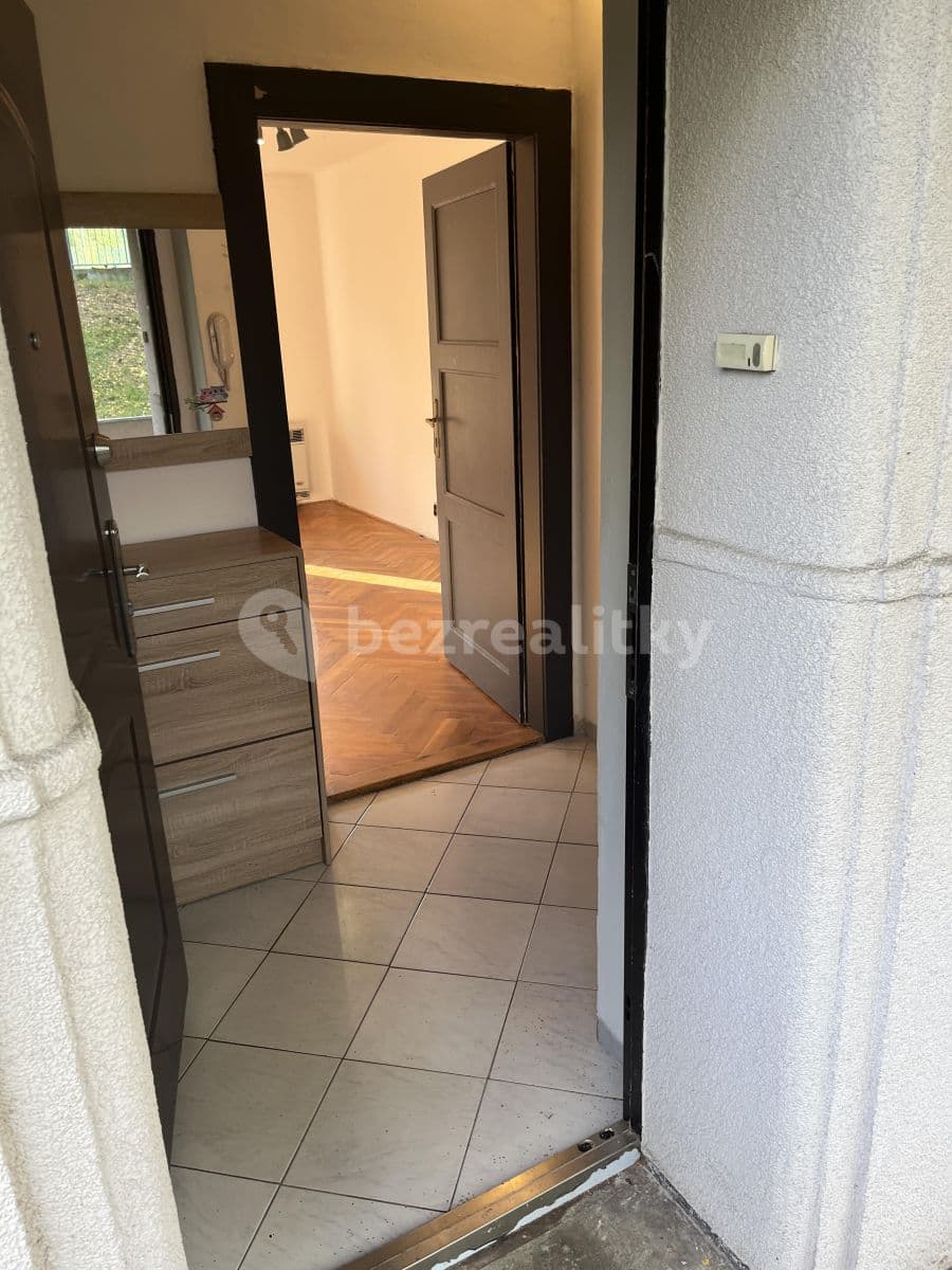 2 bedroom flat to rent, 49 m², Na Vlnovce, Ústí nad Labem, Ústecký Region 2 bedroom flat to rent, 49 m², Na Vlnovce, Ústí nad Labem, Ústecký Region