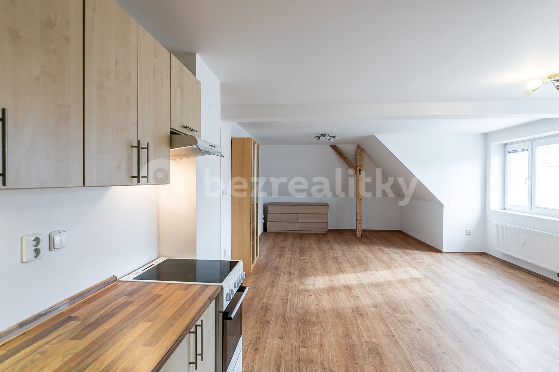 2 bedroom with open-plan kitchen flat for sale, 85 m², Horská, Trutnov, Královéhradecký Region