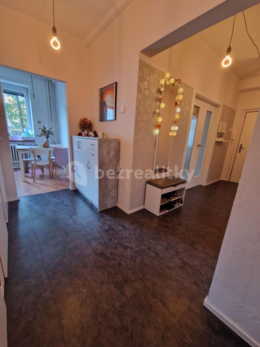 3 bedroom flat to rent, 73 m², Chlumčanského, Prague, Prague 3 bedroom flat to rent, 73 m², Chlumčanského, Prague, Prague