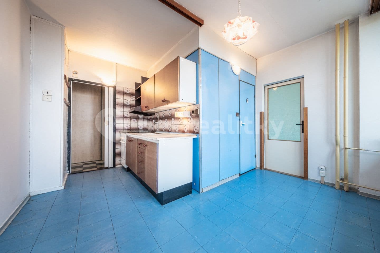 3 bedroom flat for sale, 72 m², Jiráskova, Chomutov, Ústecký Region