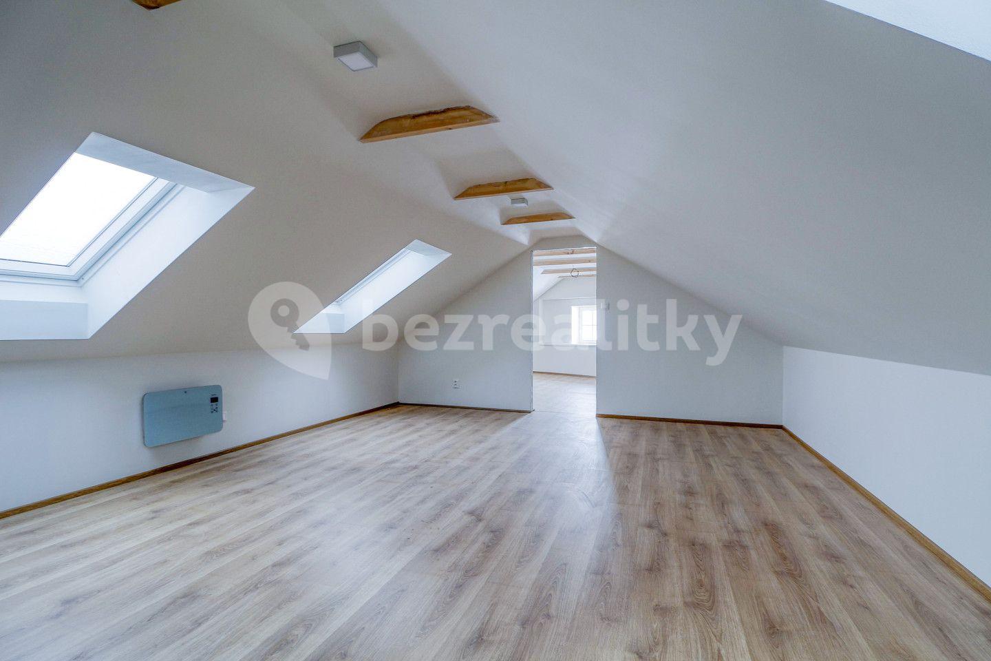 2 bedroom with open-plan kitchen flat for sale, 96 m², Horní, Kašperské Hory, Plzeňský Region