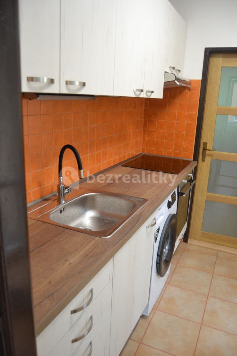 3 bedroom flat to rent, 56 m², Velká Hradební, Ústí nad Labem, Ústecký Region 3 bedroom flat to rent, 56 m², Velká Hradební, Ústí nad Labem, Ústecký Region