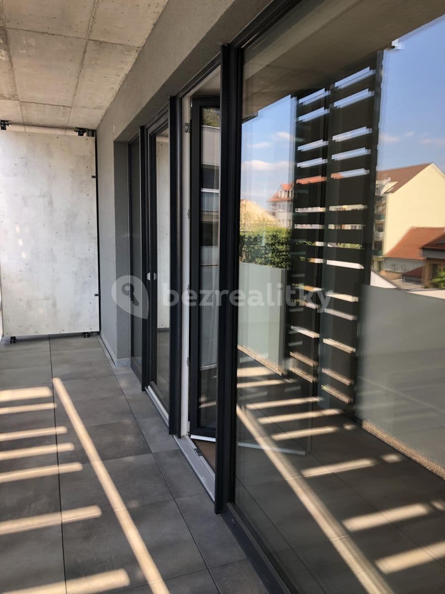 1 bedroom with open-plan kitchen flat to rent, 65 m², Nová, České Budějovice, Jihočeský Region 1 bedroom with open-plan kitchen flat to rent, 65 m², Nová, České Budějovice, Jihočeský Region