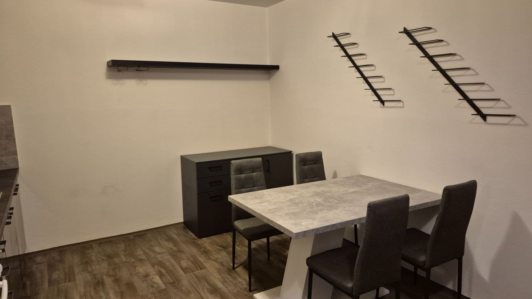 1 bedroom with open-plan kitchen flat to rent, 44 m², Spodní, Brno, Jihomoravský Region 1 bedroom with open-plan kitchen flat to rent, 44 m², Spodní, Brno, Jihomoravský Region