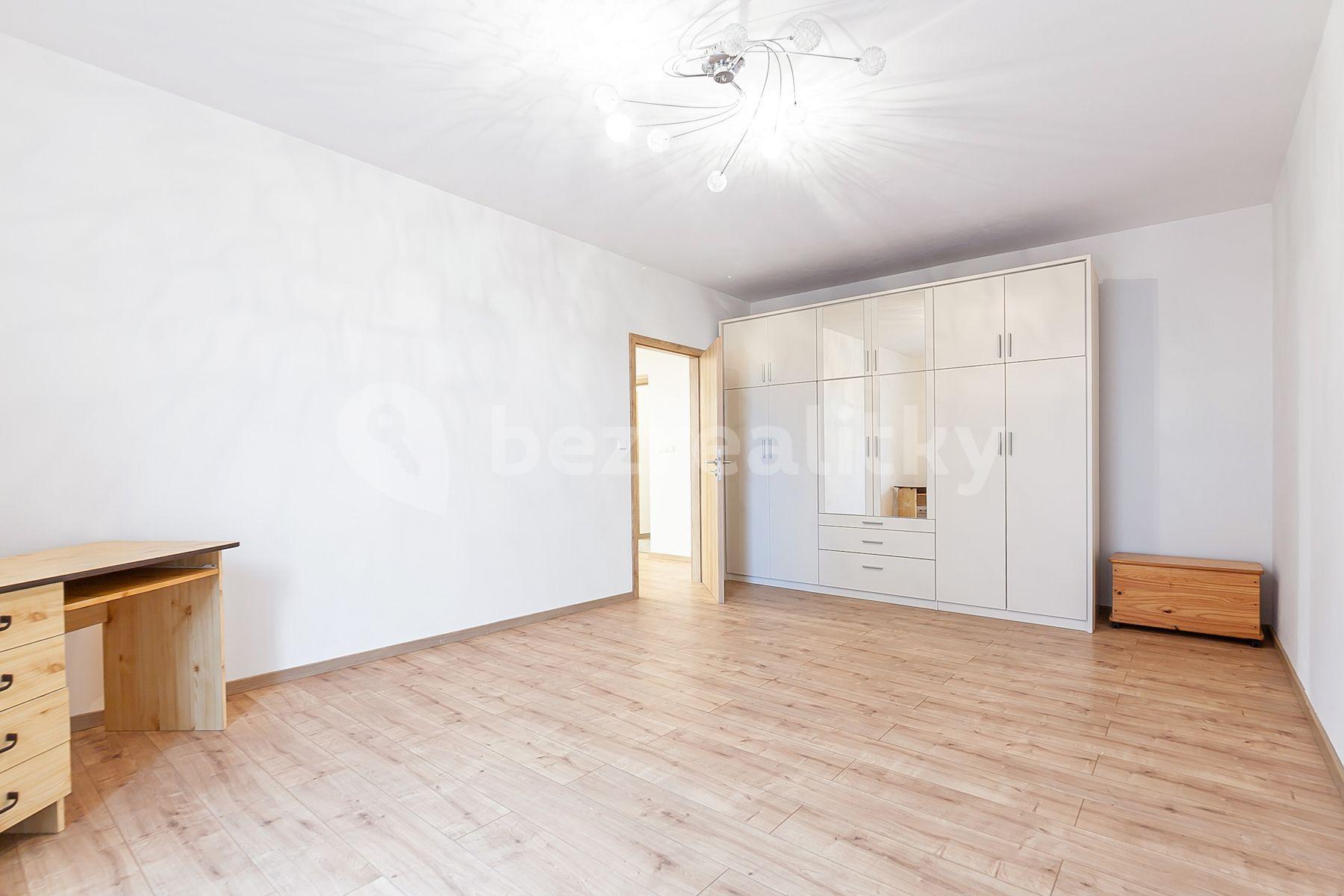 1 bedroom with open-plan kitchen flat for sale, 66 m², Cedrová, Jesenice, Středočeský Region