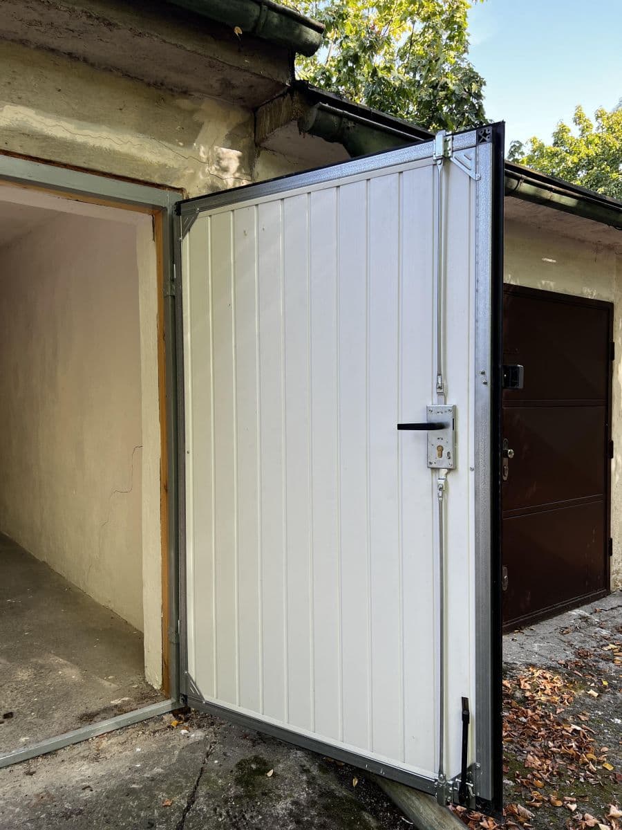 garage to rent, 18 m², Na Korábě, Prague, Prague garage to rent, 18 m², Na Korábě, Prague, Prague