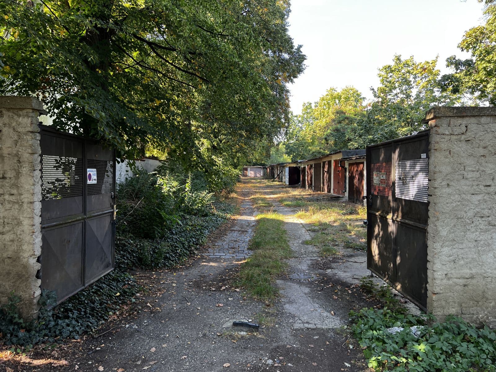 garage to rent, 18 m², Na Korábě, Prague, Prague garage to rent, 18 m², Na Korábě, Prague, Prague