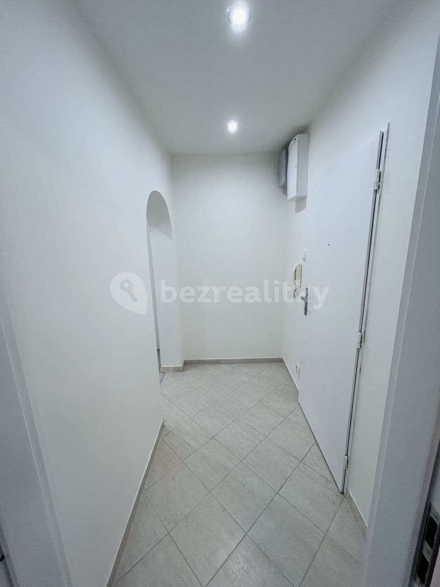 2 bedroom with open-plan kitchen flat to rent, 68 m², Prosluněná, Prague, Prague 2 bedroom with open-plan kitchen flat to rent, 68 m², Prosluněná, Prague, Prague