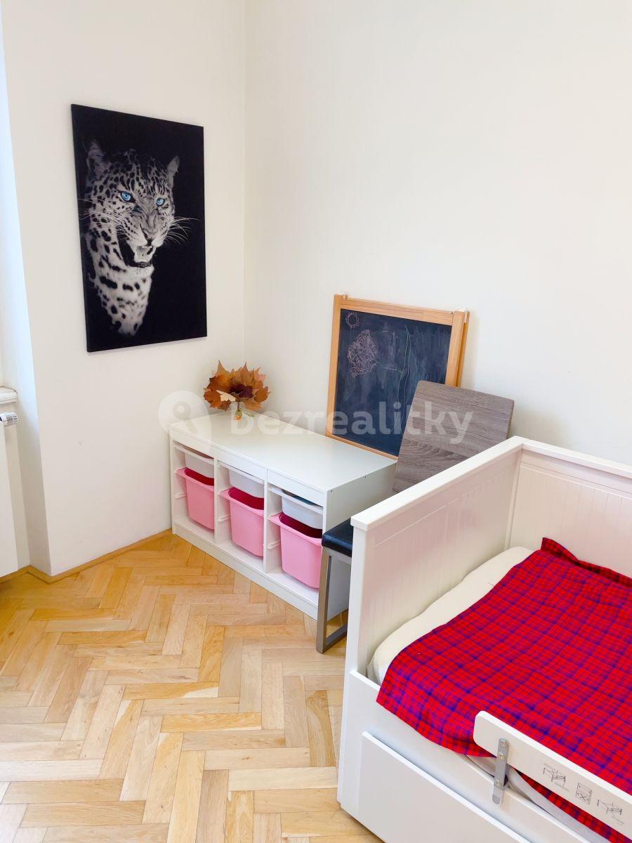 2 bedroom with open-plan kitchen flat for sale, 86 m², Jungmannova, Prague, Prague