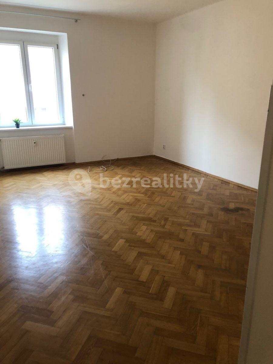 4 bedroom flat to rent, 114 m², Petra Rezka, Prague, Prague