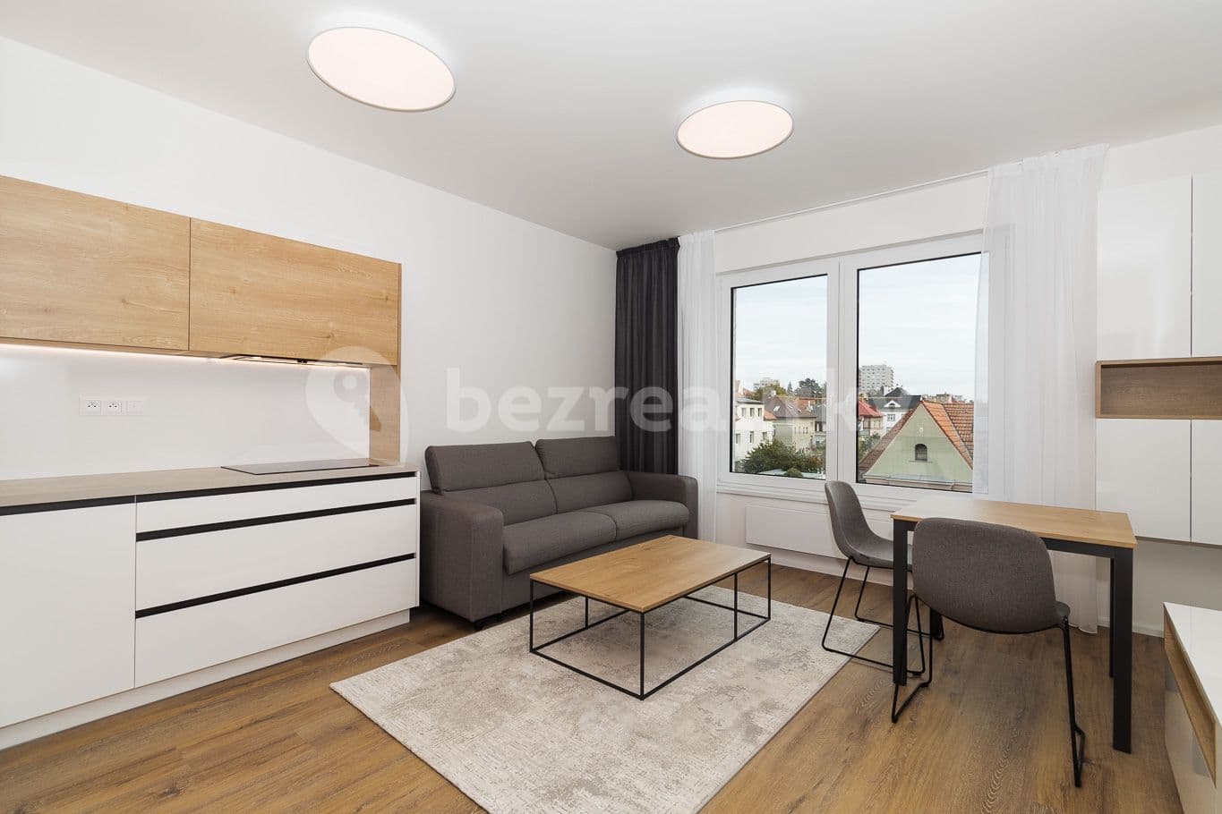 1 bedroom with open-plan kitchen flat to rent, 47 m², Na Palouku, Prague, Prague 1 bedroom with open-plan kitchen flat to rent, 47 m², Na Palouku, Prague, Prague