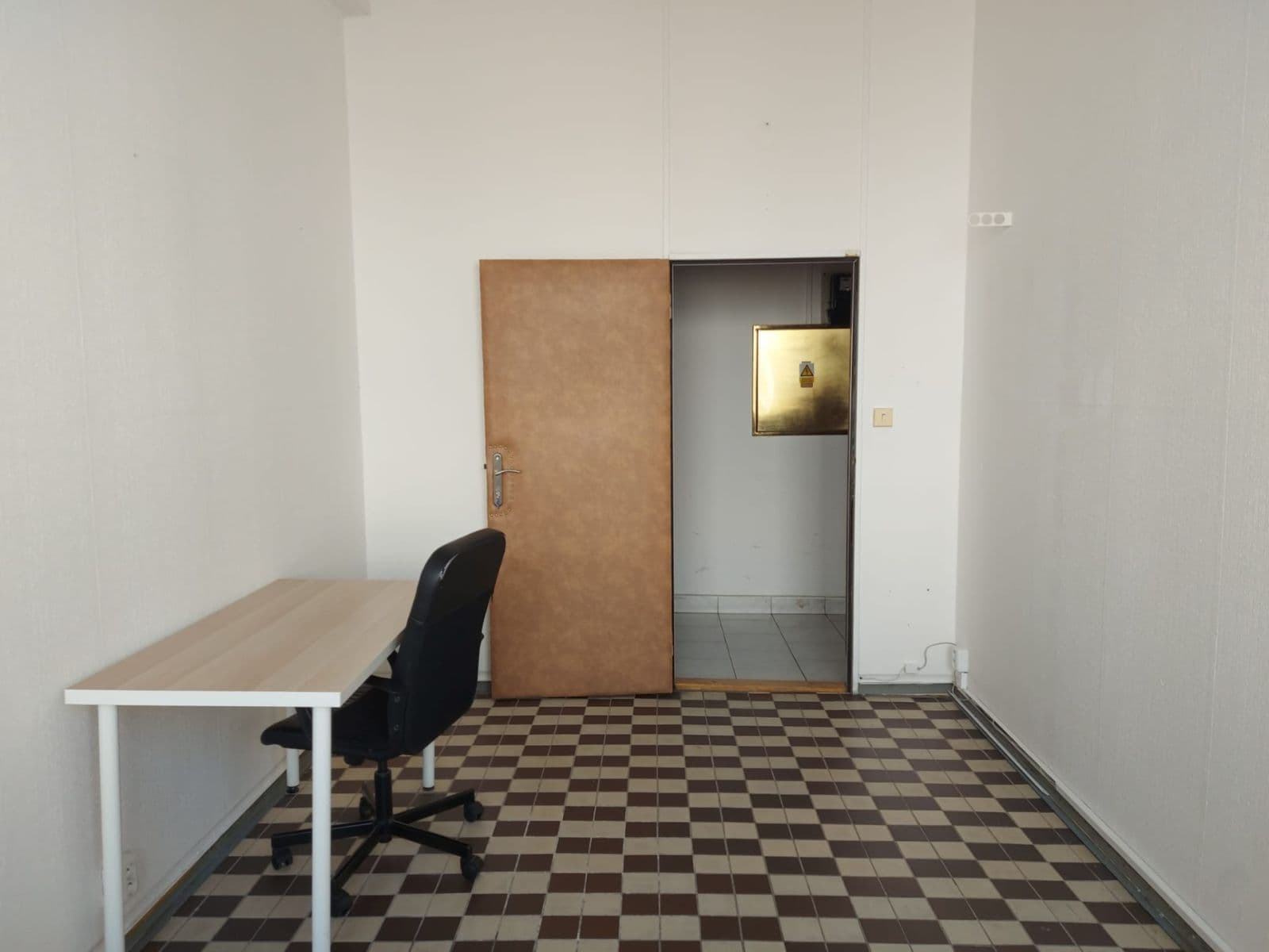 office to rent, 20 m², Za Mototechnou, Prague, Prague office to rent, 20 m², Za Mototechnou, Prague, Prague