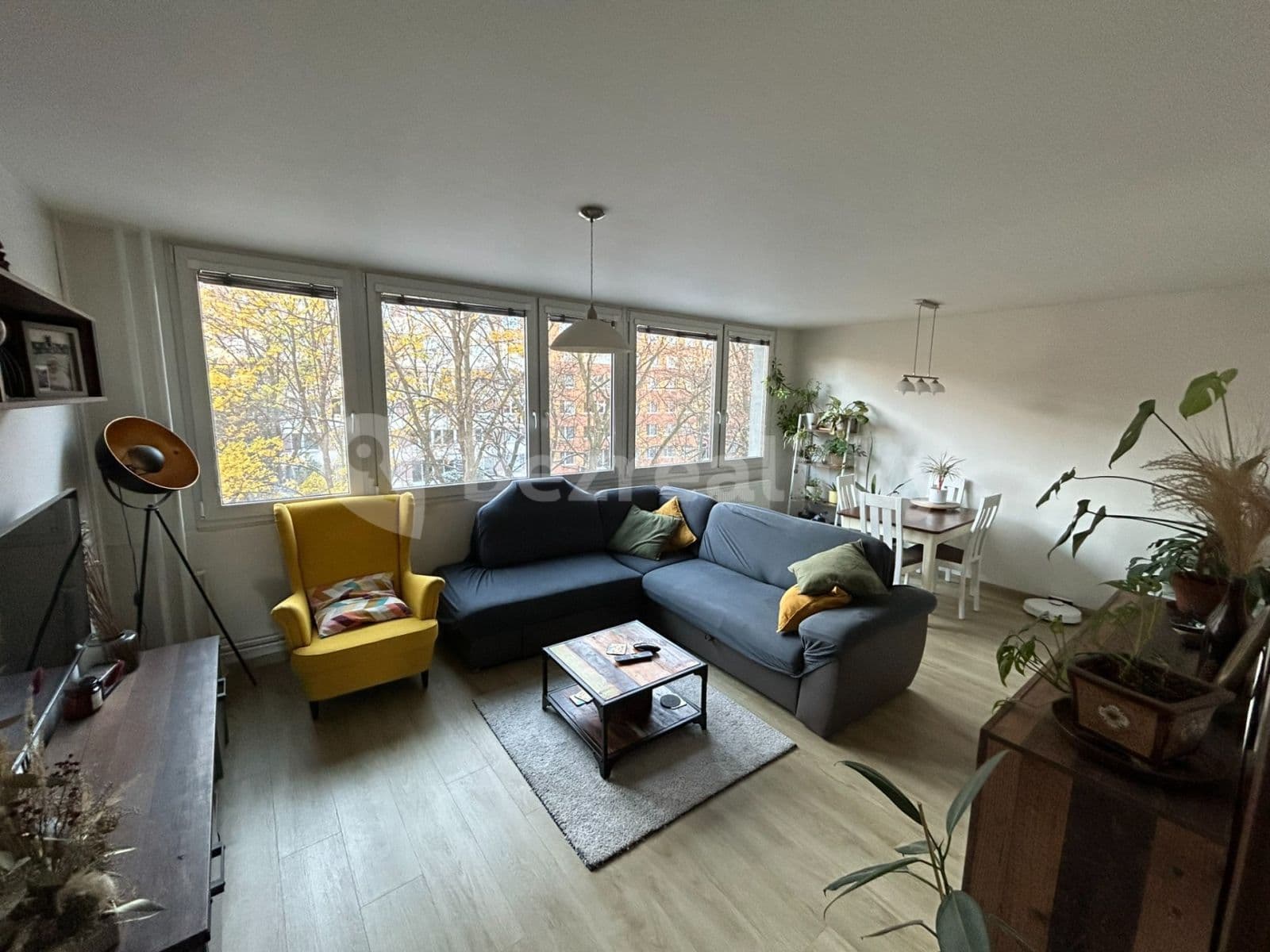 2 bedroom with open-plan kitchen flat to rent, 69 m², Bítovská, Prague, Prague 2 bedroom with open-plan kitchen flat to rent, 69 m², Bítovská, Prague, Prague