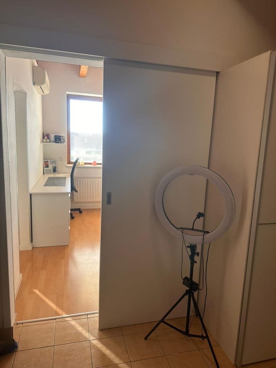 1 bedroom with open-plan kitchen flat to rent, 45 m², Brno, Jihomoravský Region 1 bedroom with open-plan kitchen flat to rent, 45 m², Brno, Jihomoravský Region
