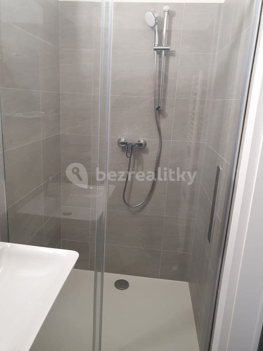 Studio flat to rent, 33 m², Kumpoštova, Brno, Jihomoravský Region Studio flat to rent, 33 m², Kumpoštova, Brno, Jihomoravský Region