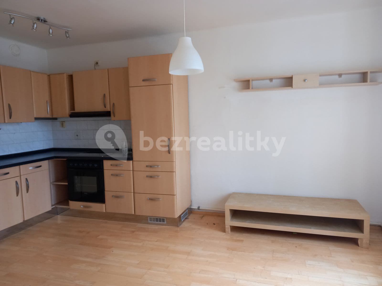 1 bedroom with open-plan kitchen flat to rent, 71 m², Horovo náměstí, Prague, Prague