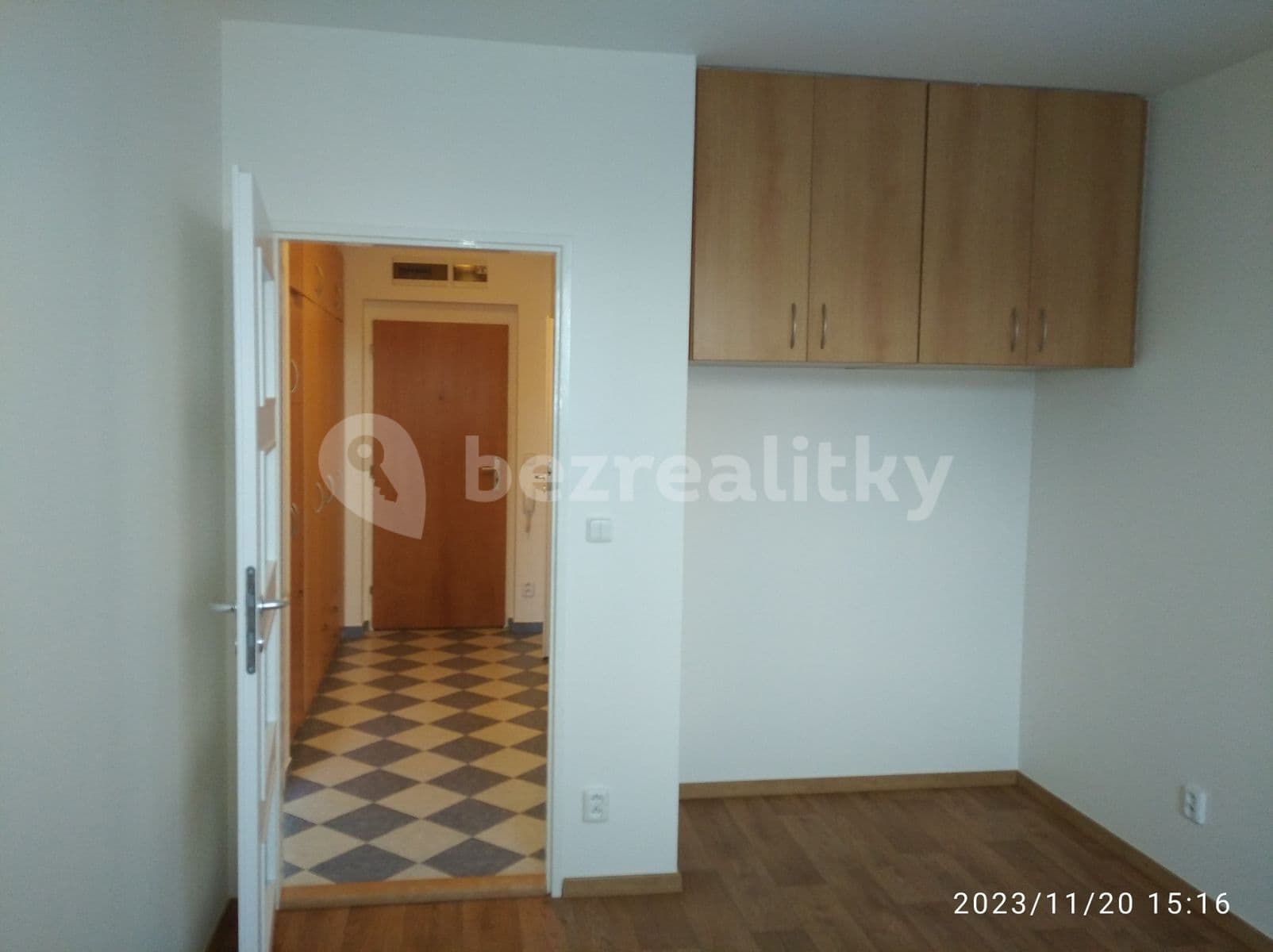 1 bedroom with open-plan kitchen flat to rent, 42 m², Rotavská, Prague, Prague 1 bedroom with open-plan kitchen flat to rent, 42 m², Rotavská, Prague, Prague