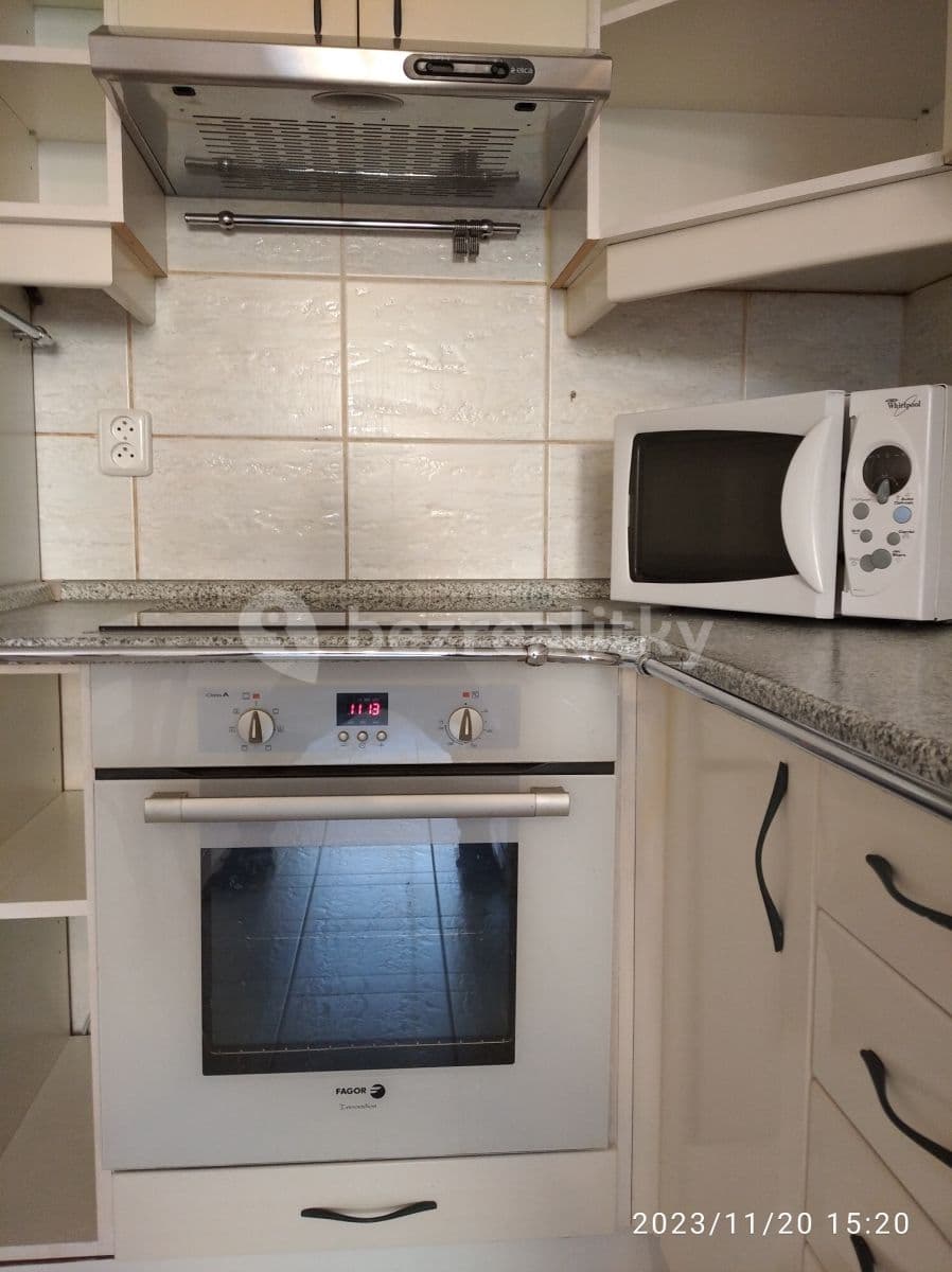 1 bedroom with open-plan kitchen flat to rent, 42 m², Rotavská, Prague, Prague 1 bedroom with open-plan kitchen flat to rent, 42 m², Rotavská, Prague, Prague