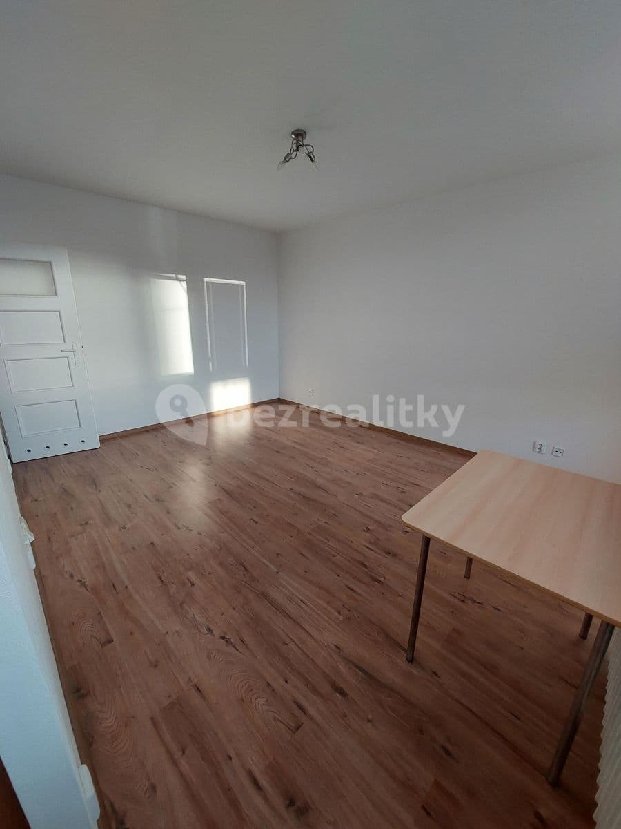 1 bedroom flat to rent, 34 m², Čs. armády, Kladno, Středočeský Region