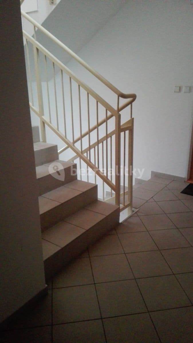 Studio flat to rent, 35 m², Na Vinohradu, Prague, Prague Studio flat to rent, 35 m², Na Vinohradu, Prague, Prague