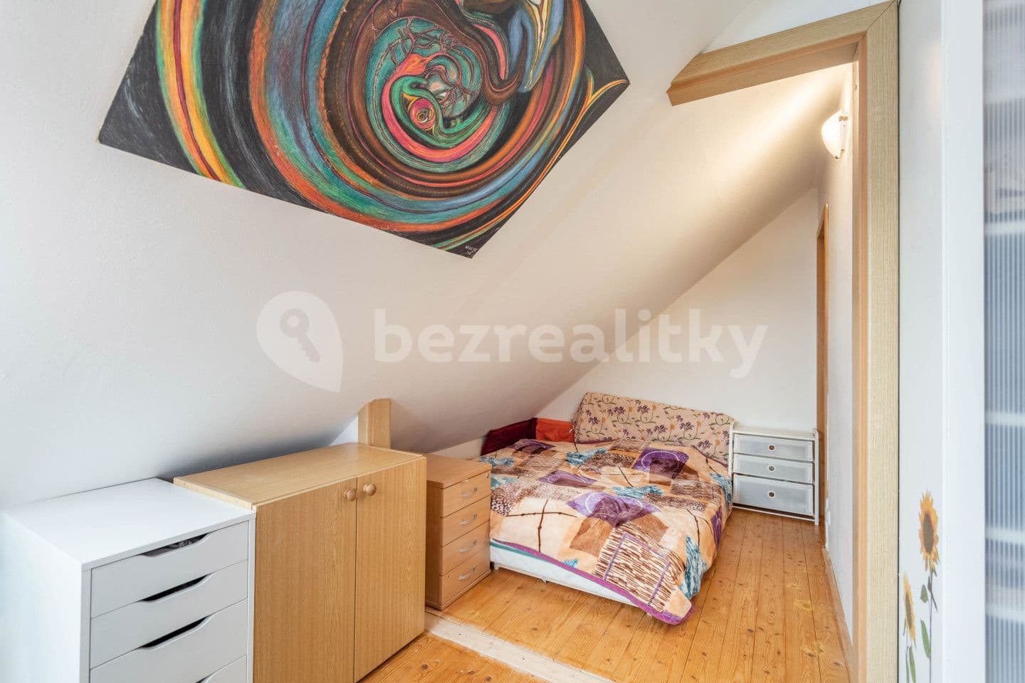 3 bedroom with open-plan kitchen flat for sale, 97 m², Rohožnická, Prague, Prague