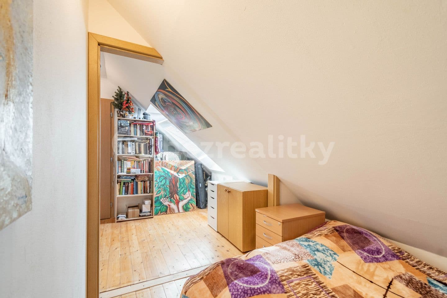 3 bedroom with open-plan kitchen flat for sale, 97 m², Rohožnická, Prague, Prague