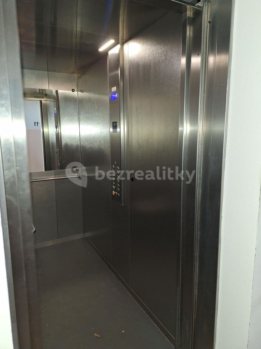 1 bedroom with open-plan kitchen flat to rent, 45 m², Frýdlantská, Prague, Prague 1 bedroom with open-plan kitchen flat to rent, 45 m², Frýdlantská, Prague, Prague