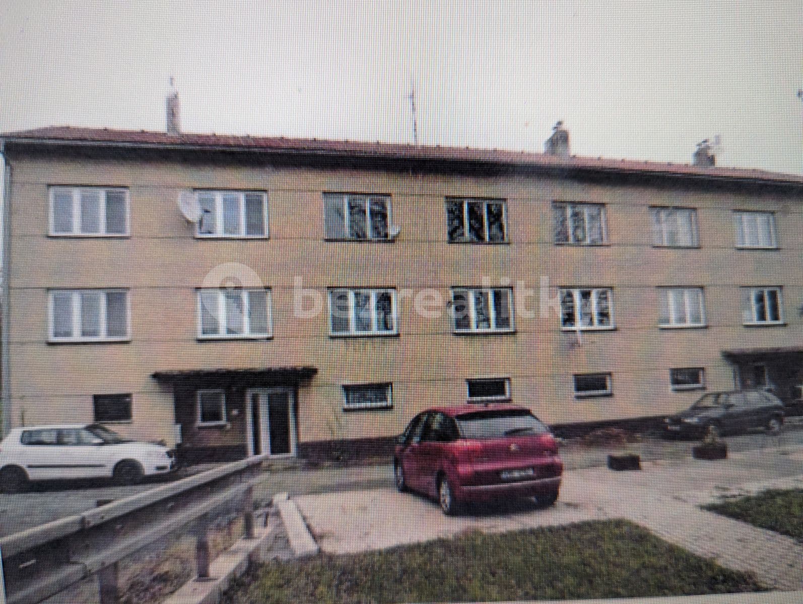 3 bedroom flat to rent, 73 m², Pětihosty, Středočeský Region 3 bedroom flat to rent, 73 m², Pětihosty, Středočeský Region