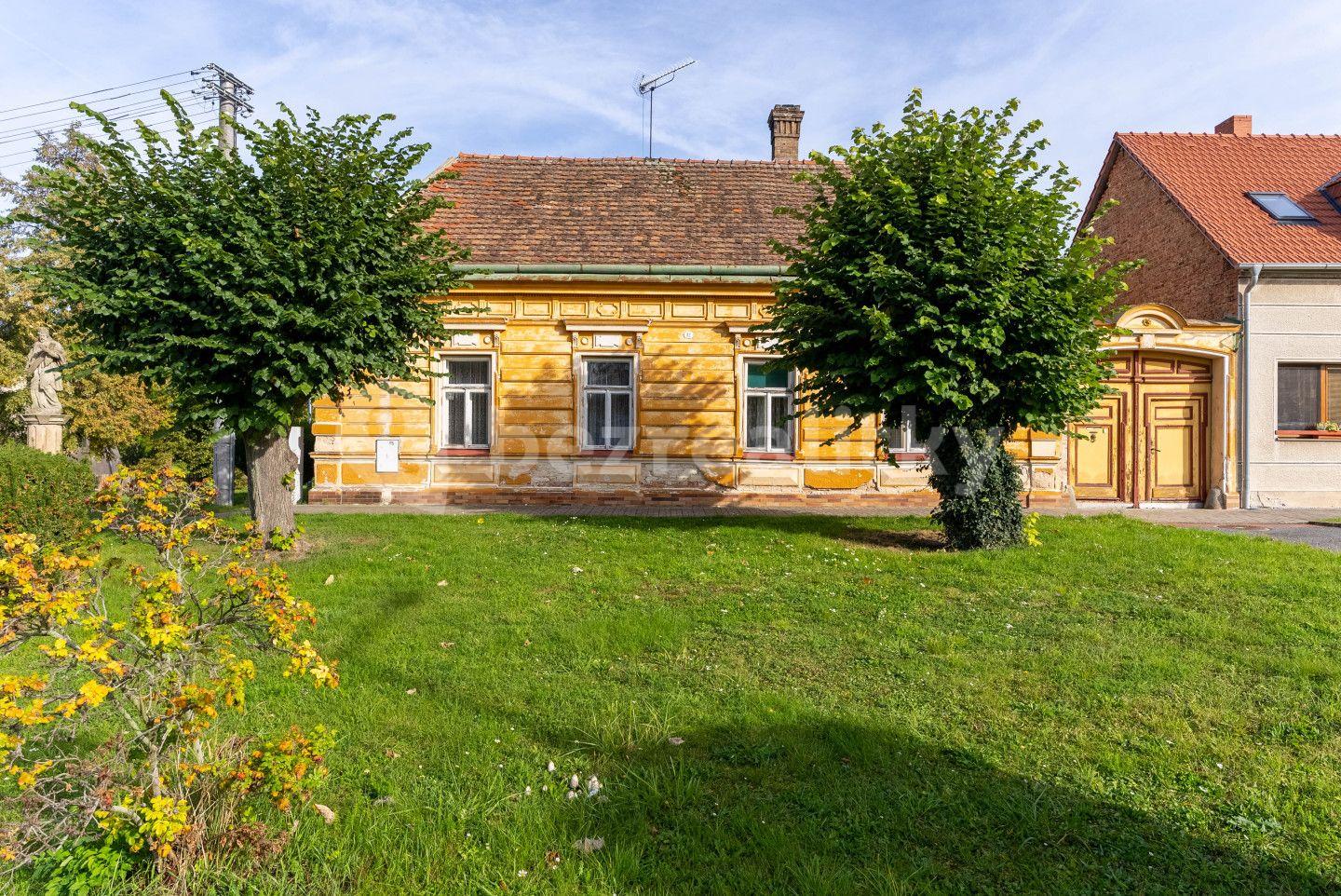 house for sale, 180 m², Náměstí, Křinec, Středočeský Region