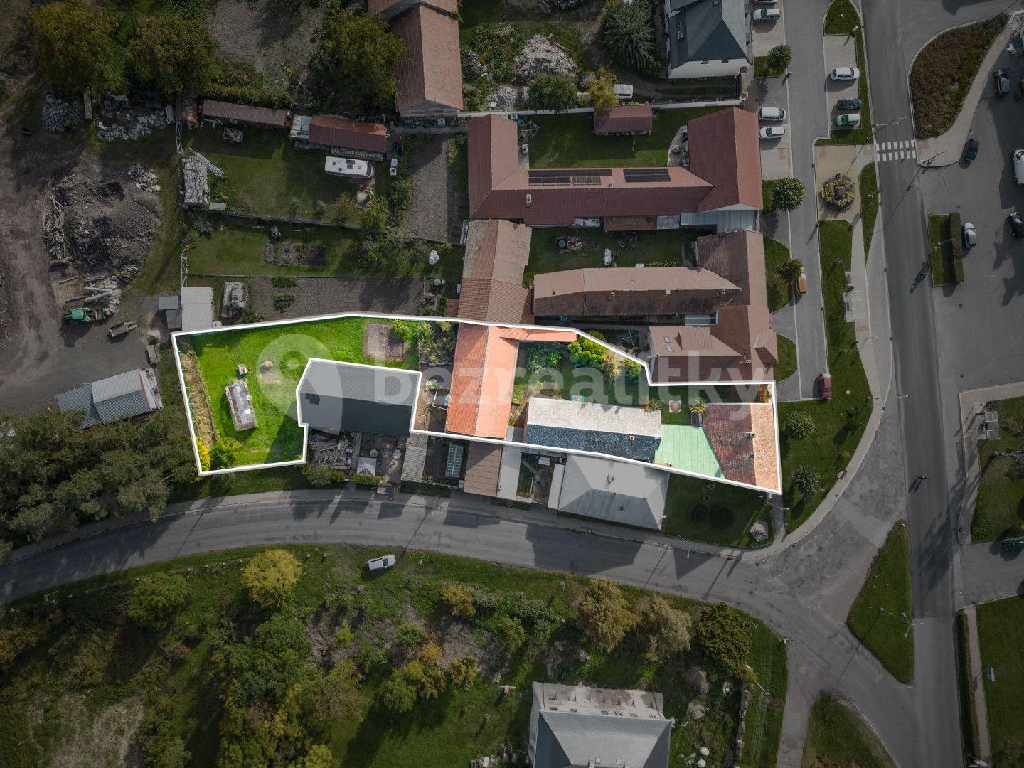 house for sale, 180 m², Náměstí, Křinec, Středočeský Region