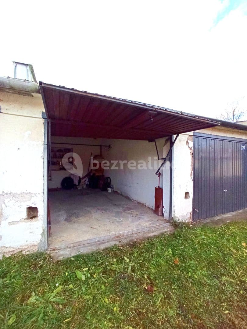 garage for sale, 18 m², Uničov, Olomoucký Region