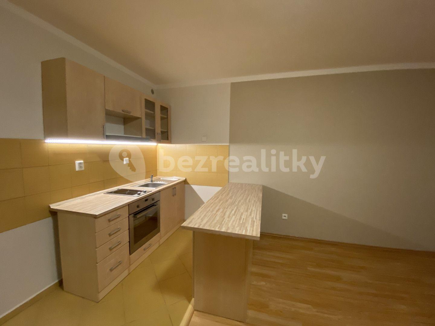 Studio flat for sale, 30 m², Na Lánech, Ostrava, Moravskoslezský Region