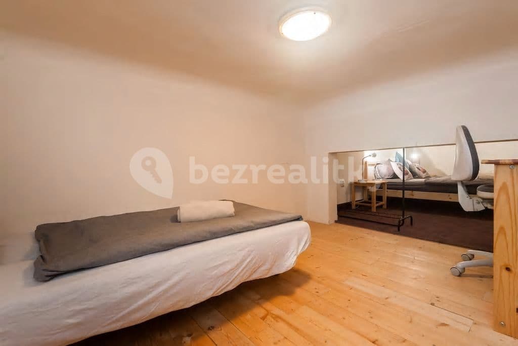 1 bedroom with open-plan kitchen flat to rent, 40 m², Růžová, Prague, Prague 1 bedroom with open-plan kitchen flat to rent, 40 m², Růžová, Prague, Prague