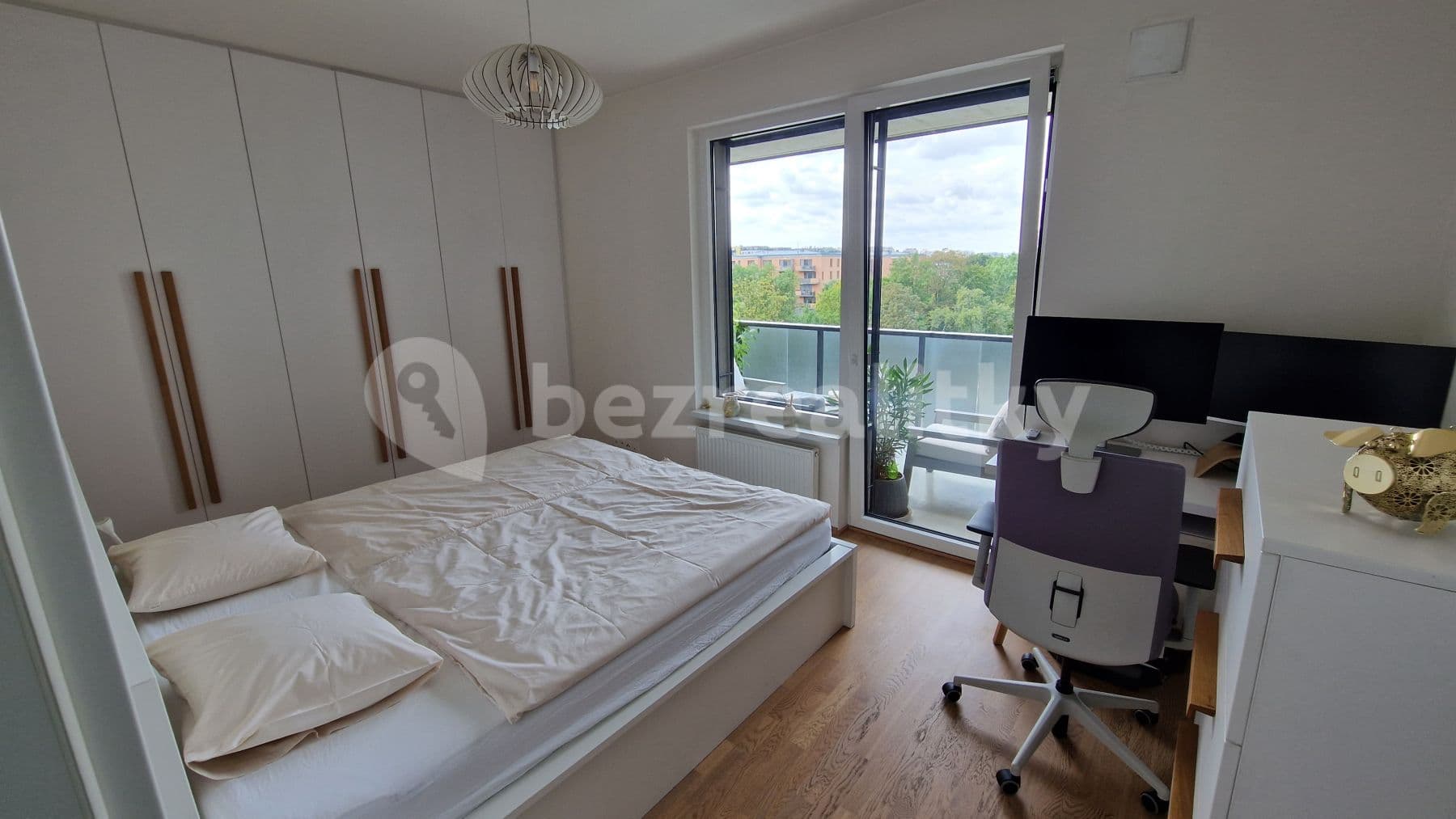 1 bedroom with open-plan kitchen flat to rent, 56 m², Waltariho, Prague, Prague 1 bedroom with open-plan kitchen flat to rent, 56 m², Waltariho, Prague, Prague